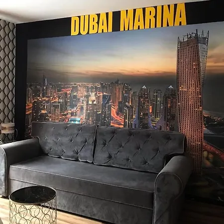 Dubai Marina De Lux ביטום